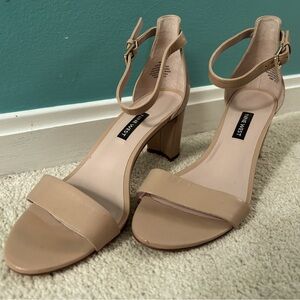 Tan Nine West heels SIZE 8